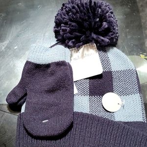 Hat and mitten